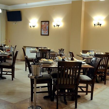 Vila Gardenia Hotel Oradea Exterior foto